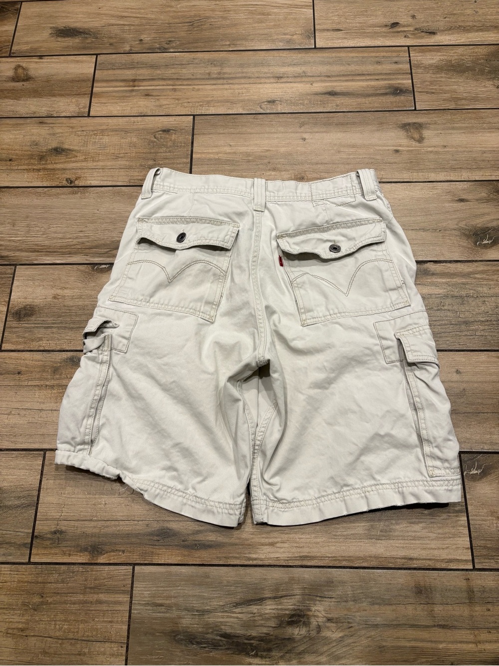 Vintage Levi’s Canvas Cargo Shorts Mens 32W Khaki Off White Y2K Utility